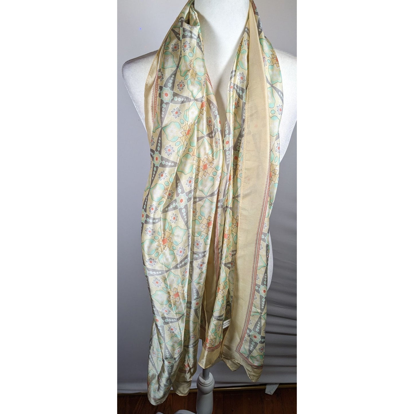 Vintage Retro Floral Pastel Yellow Scarf/Shawl/Wrap