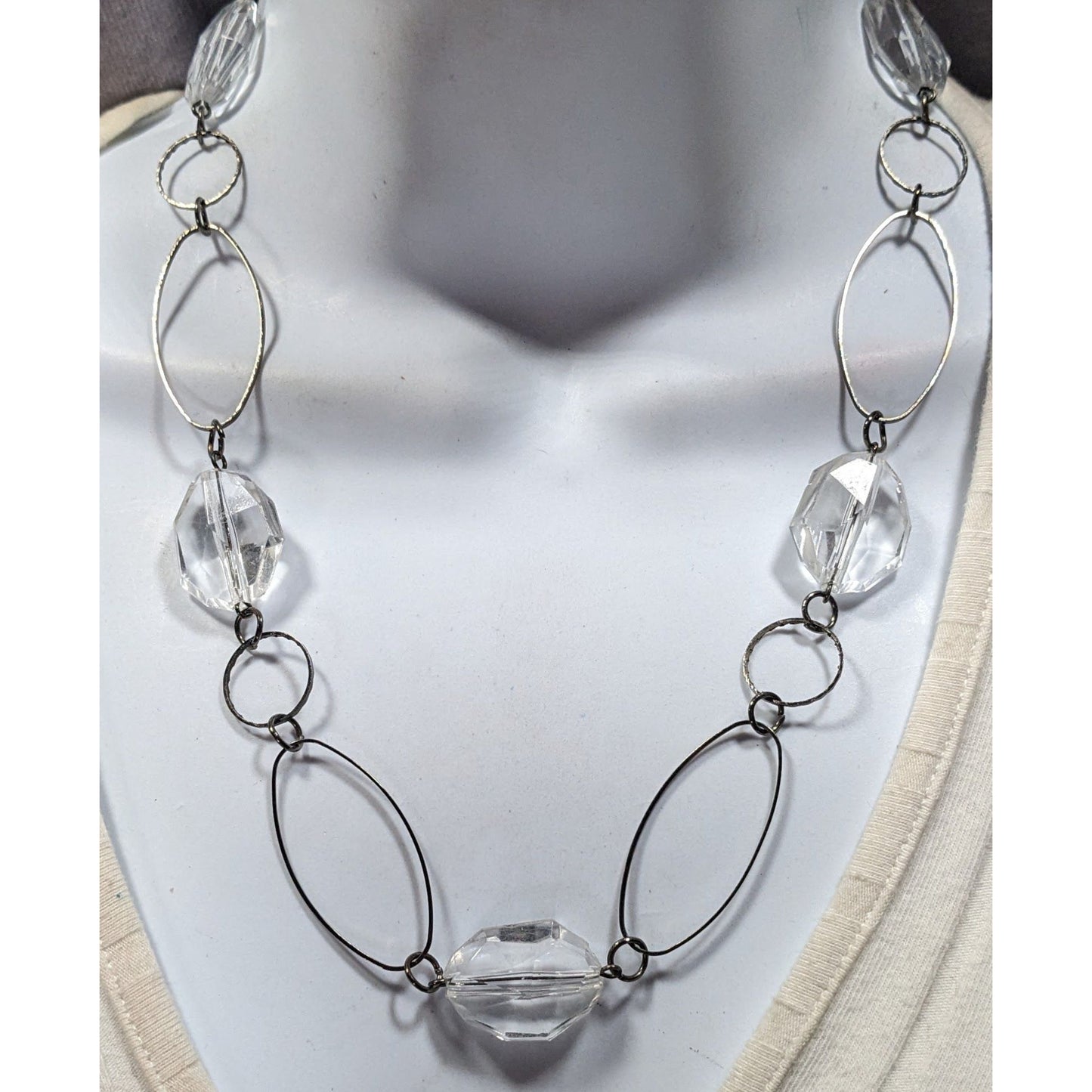 Retro Clear Gemmed Silver Link Casual Necklace