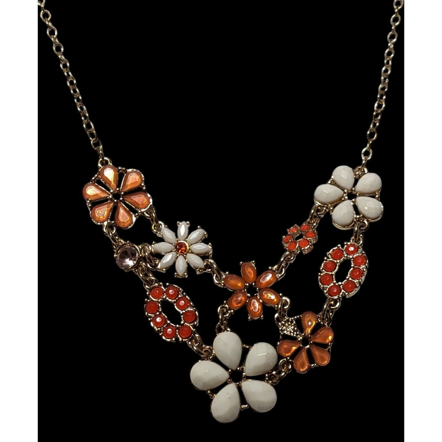 Vintage Floral Avon Orange And White Neckalce