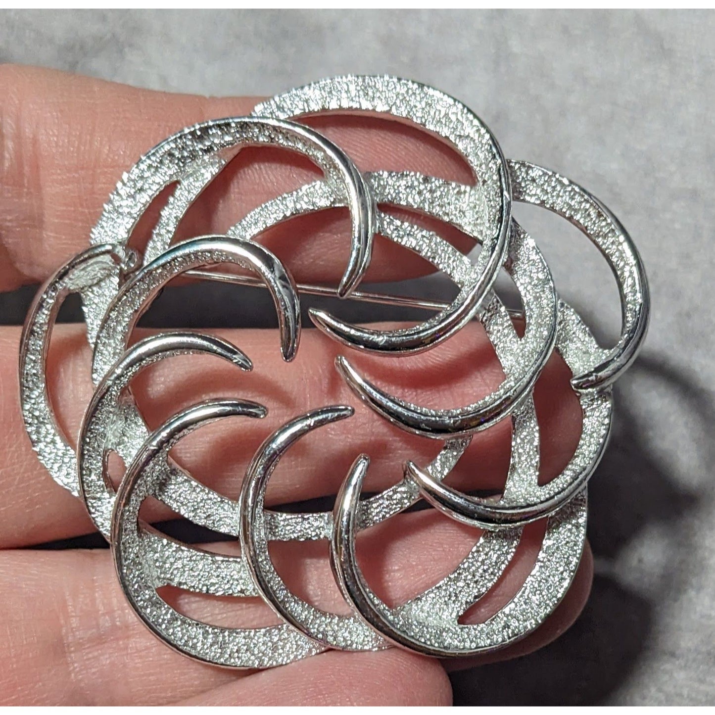 Vintage Sarah Coventry Tailored Swirl Silver Tone Brooch