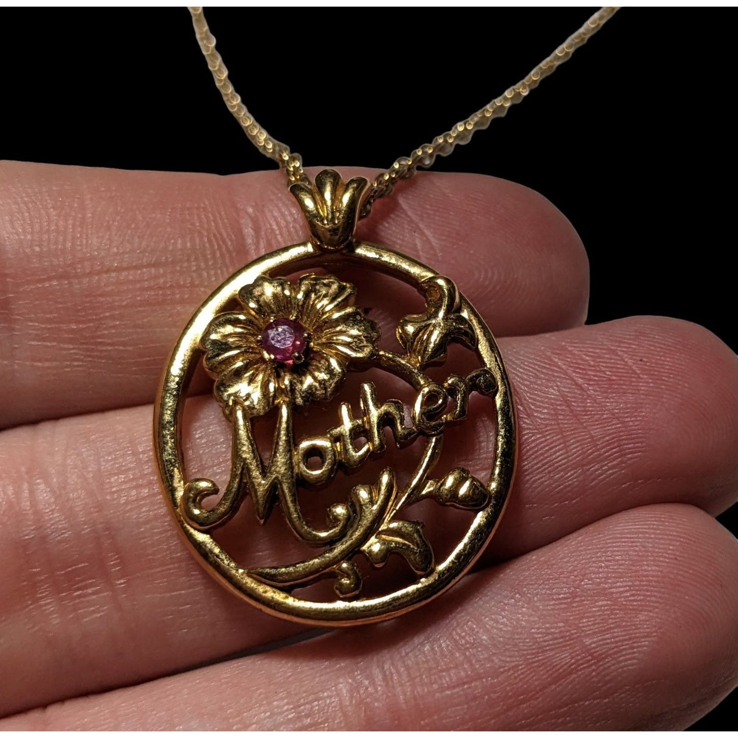 Vintage Avon Mother Floral Pendant Necklace