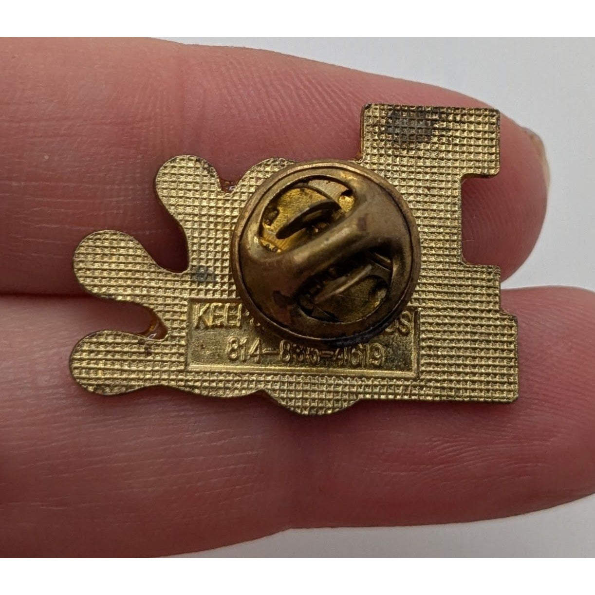 Vintage "I Love Bowling" Gold-Tone Enamel Pin 1 1/4 Inch Accessory