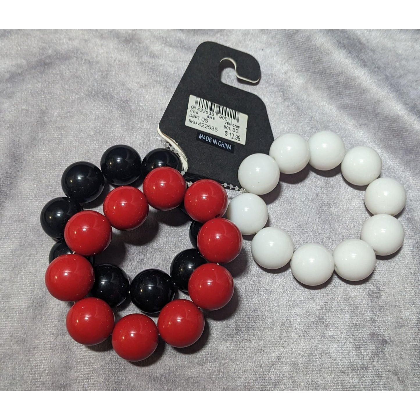 Dressbarn Chunky Red White And Black beaded Stretch Bracelet Set