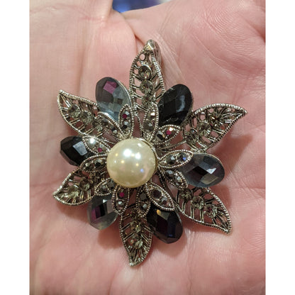 Black And Silver Flower Brooch/Pendant