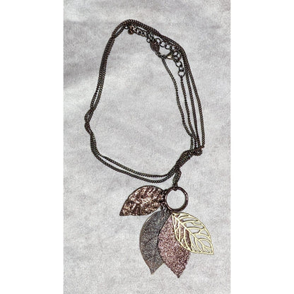 Pomina Filigree Leaf Charm Necklace