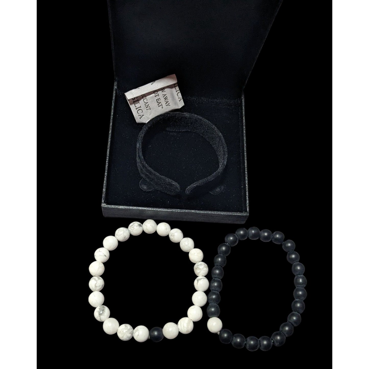 Howlite And Onyx Beaded Stretch Bracelet Set