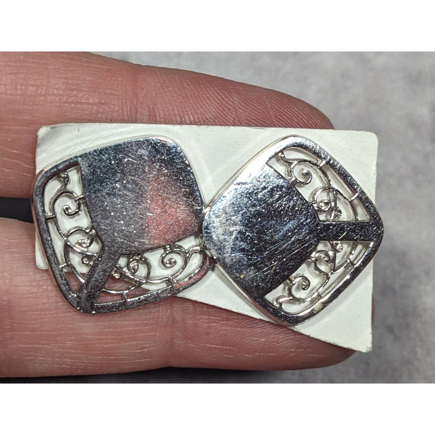 Vintage Art Nouveau Etched Silver Tone Cuff Links
