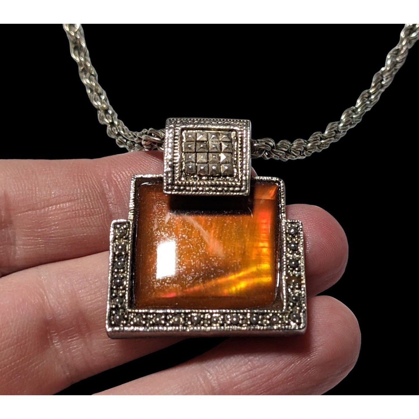 Vintage Honey Glass Geometric Pendant Necklace