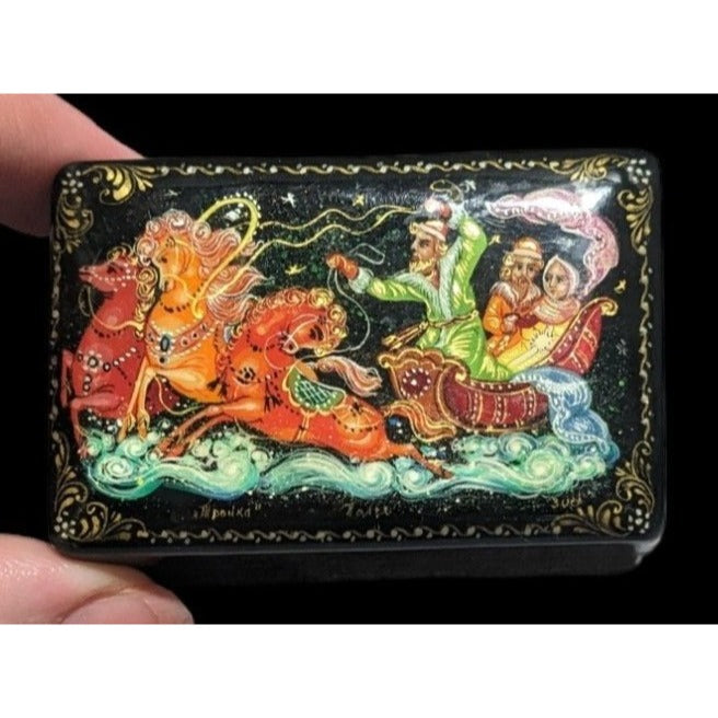 Vintage Hand Painted Lacquered Russian Trinket Box