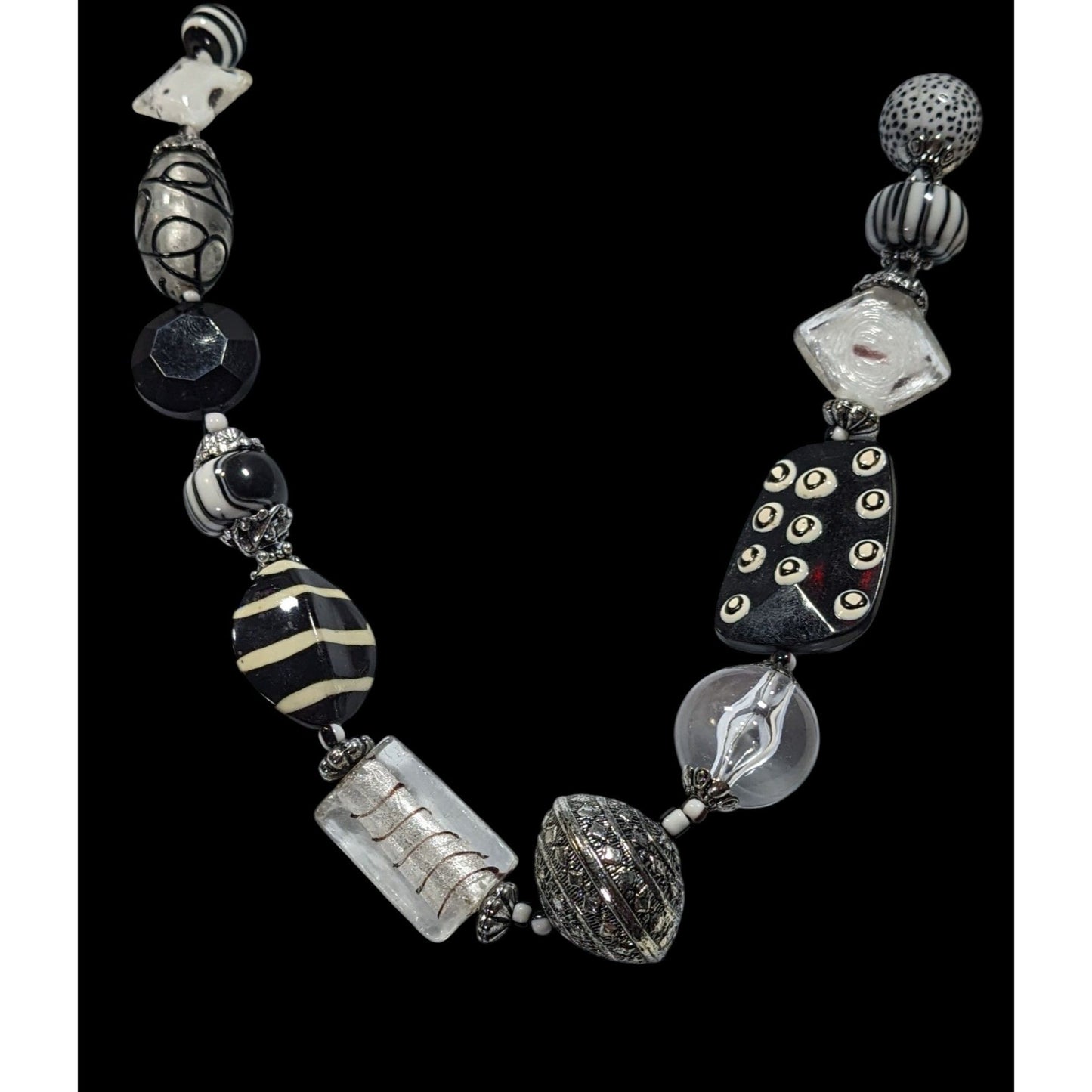 Handmade Chunky Abstract Black And White Glass Beaded Necklace