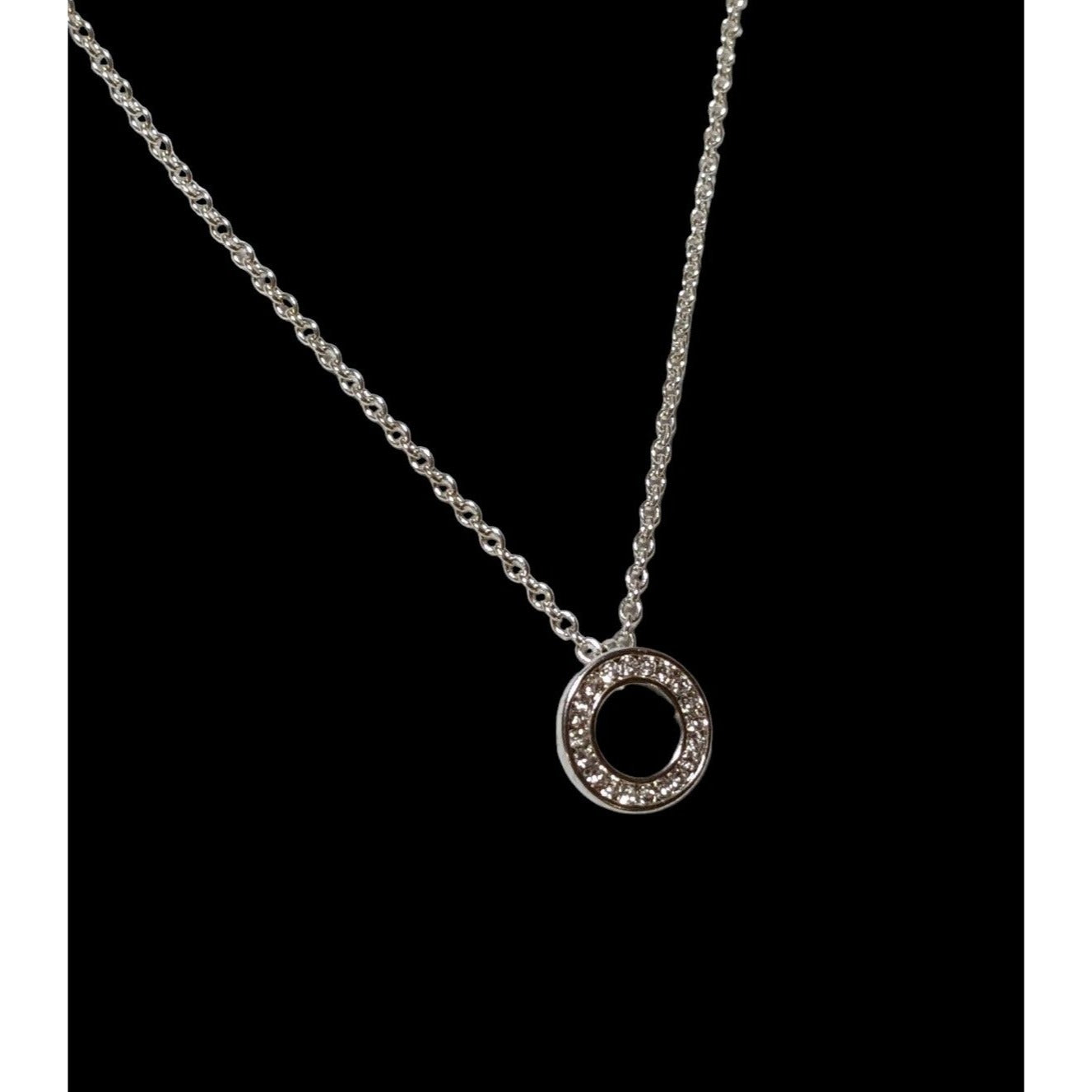 Minimalist Glam Silver Rhinestone Pendant Necklace