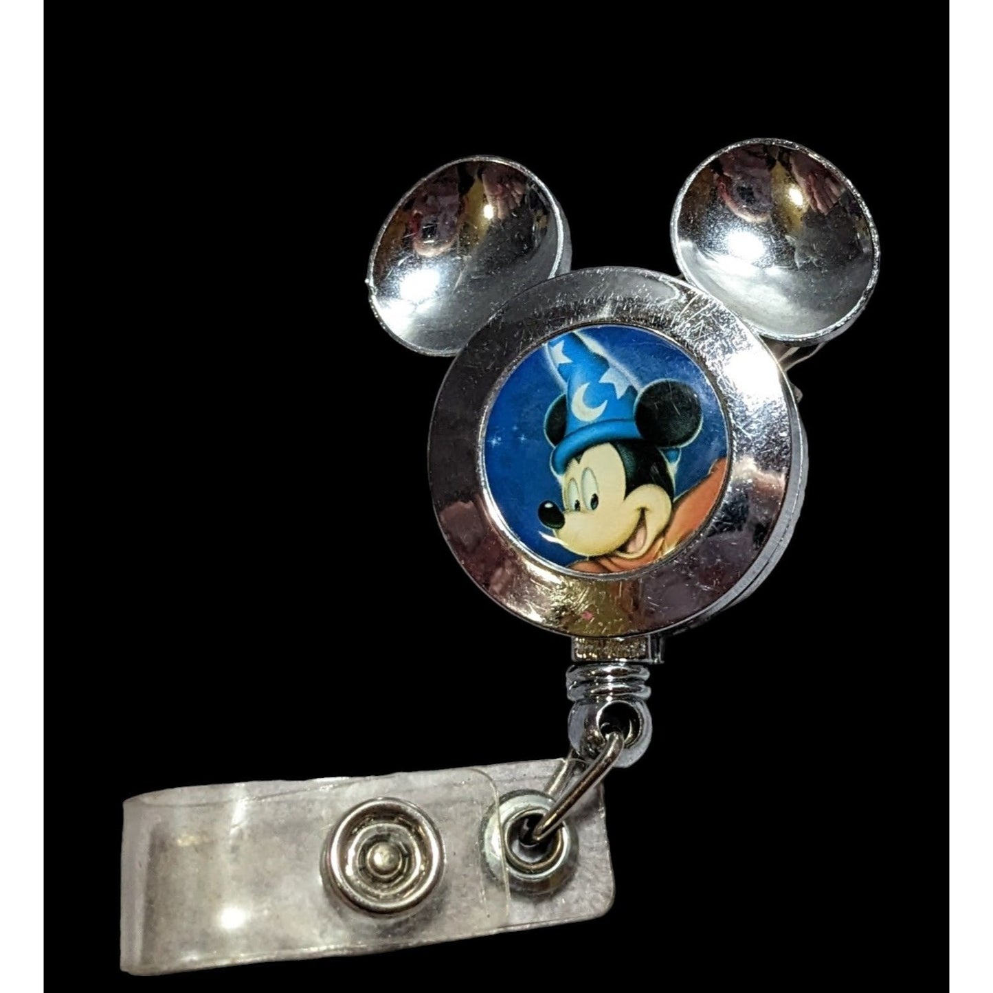 Sorcerer Mickey Badge Clip With Pull Cord