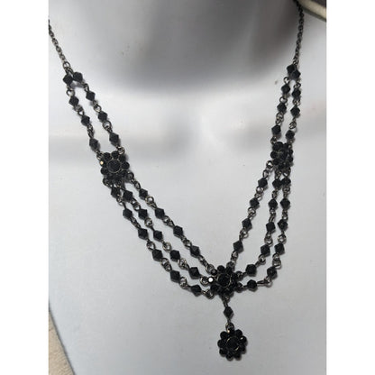 Vintage 90s Romantic Goth Beaded Floral Necklace