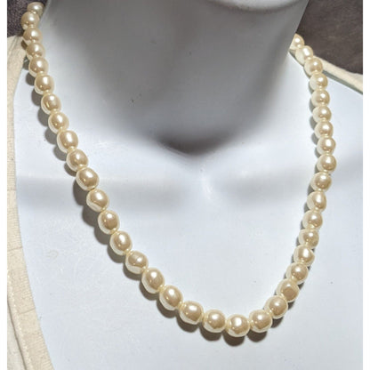 Marvella Vintage Pearl Necklace