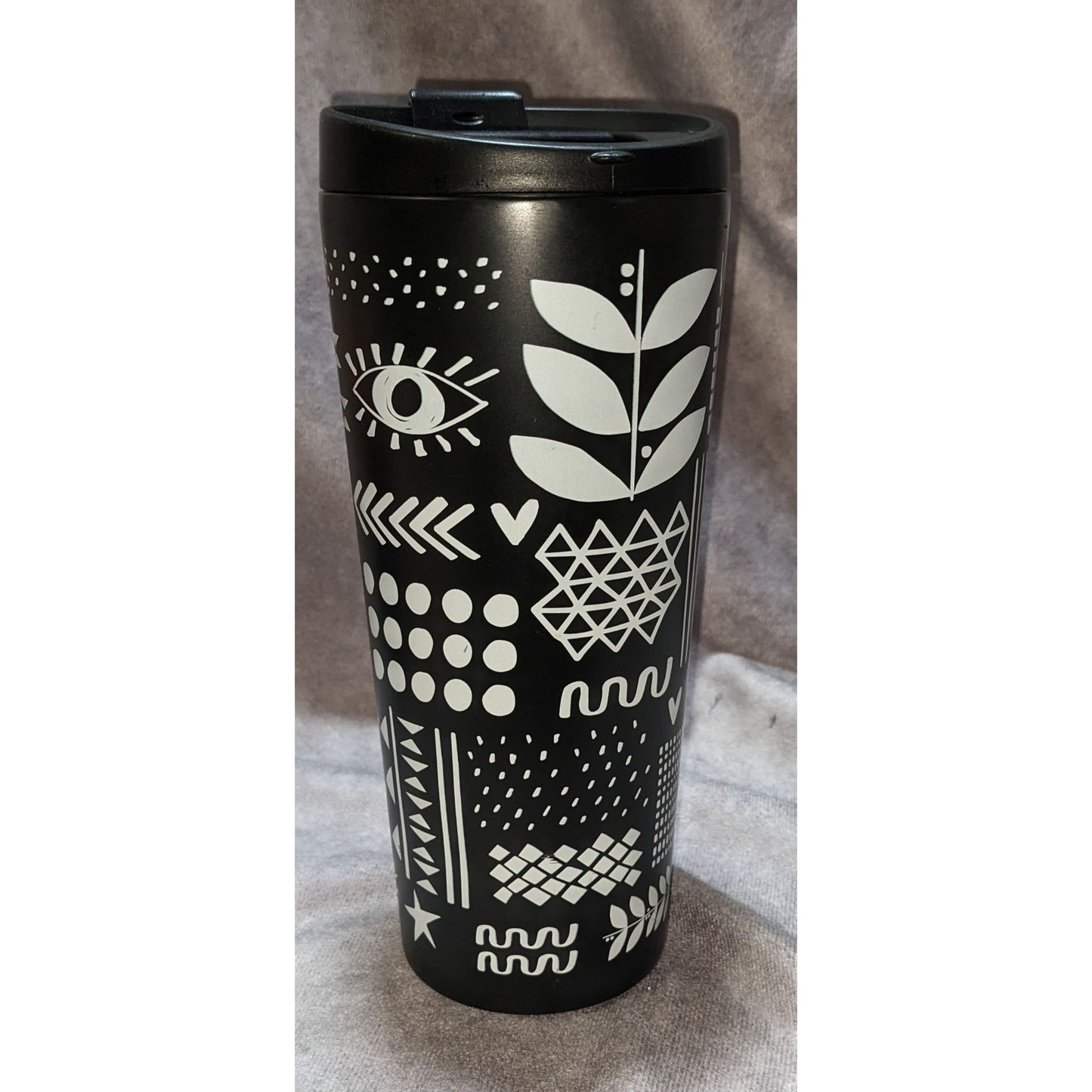 Modern Minimalist 2017 Starbucks 16oz Black White Graphic Travel Mug