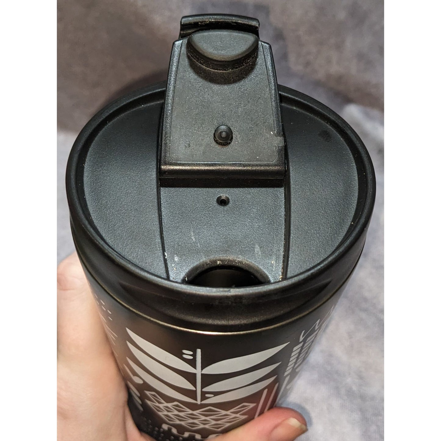Modern Minimalist 2017 Starbucks 16oz Black White Graphic Travel Mug
