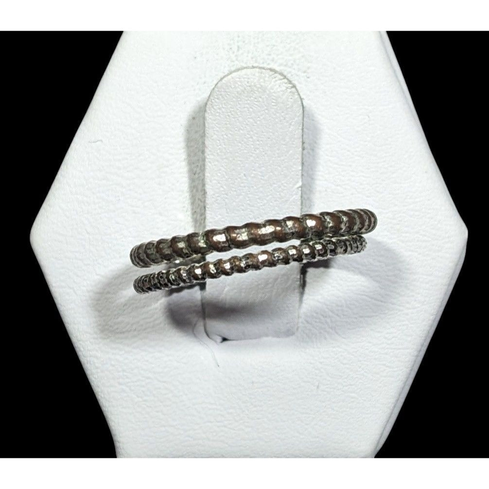 Casual Textured Silver Tone Fashion Ring Set Size 7 (2)