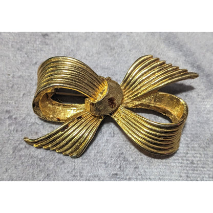 Vintage Bow Shaped Gold Tone Metal Brooch