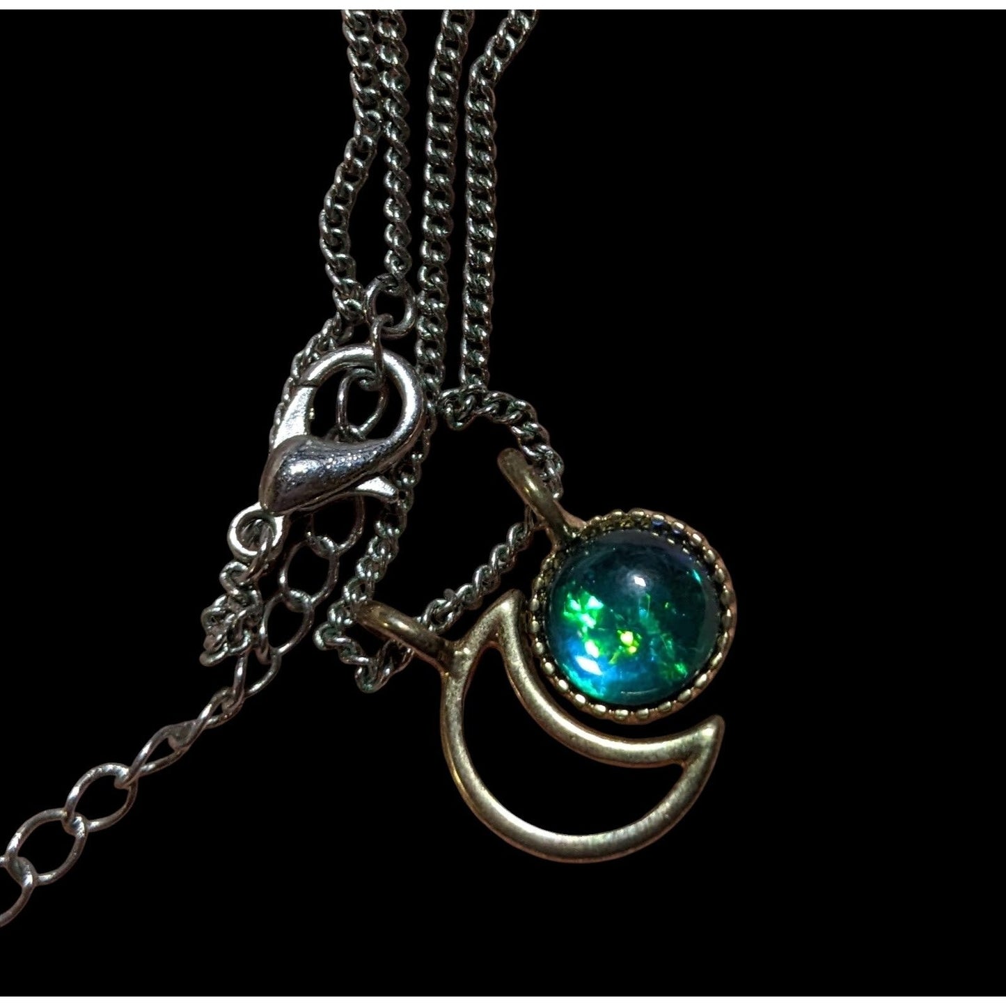 Minimalist Green Moon Charm Pendant Necklace