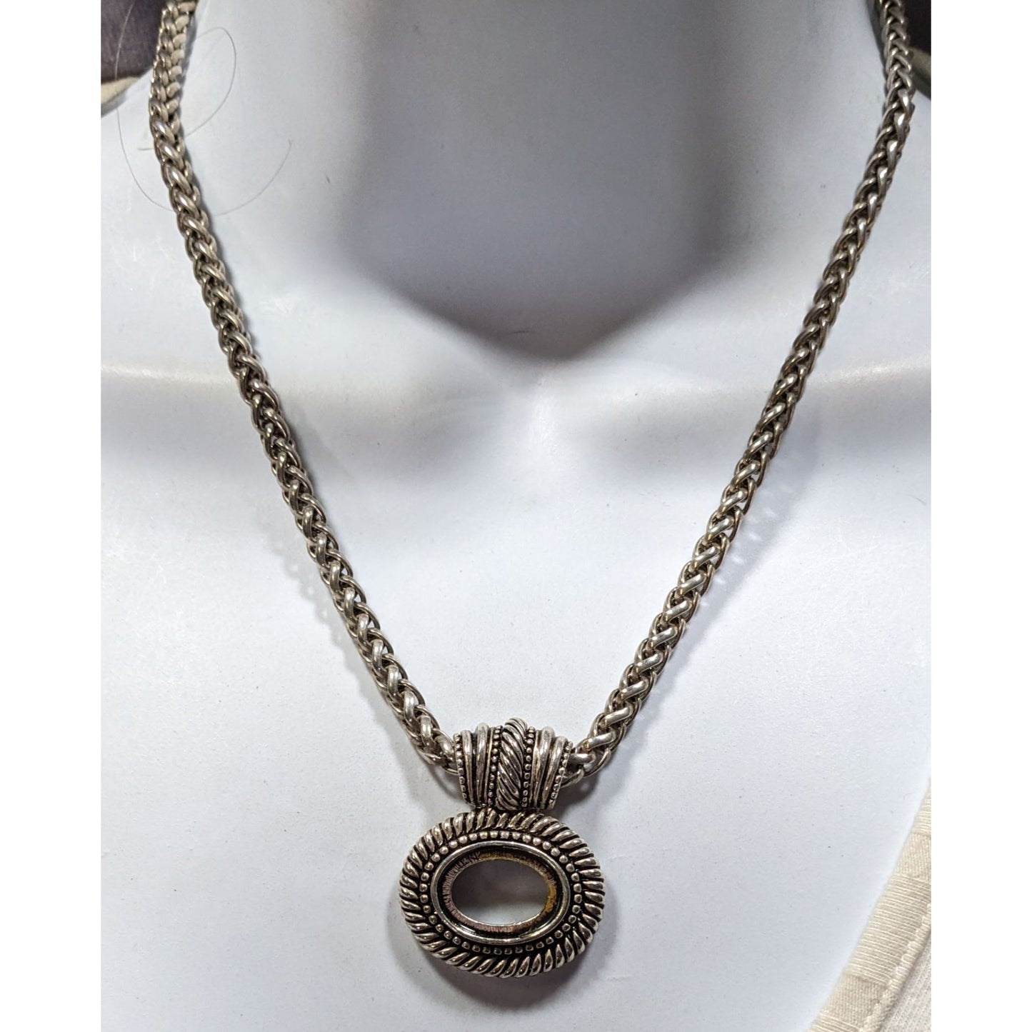 Silver Tone Rope Chain Necklace With Open Bezel Pendant
