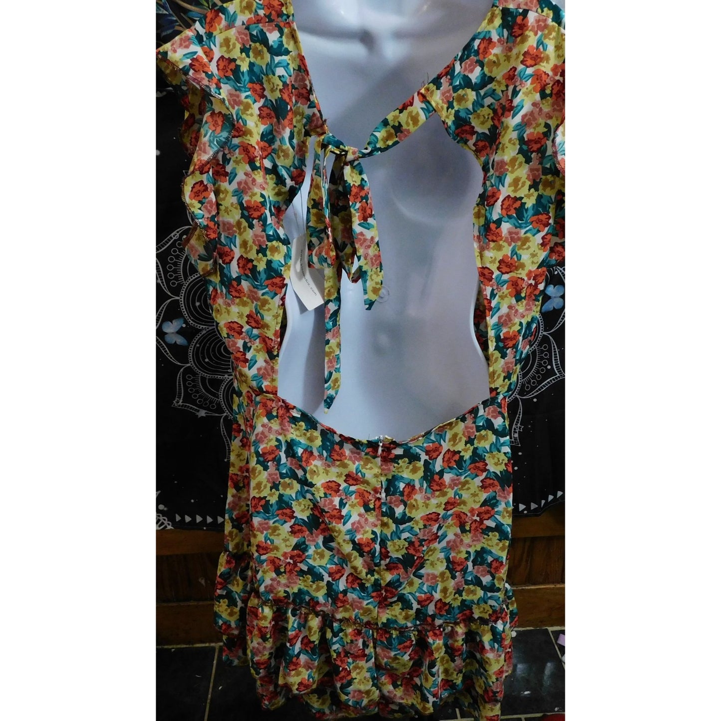 Bloom Chic Floral Open Back Dress Size 14 US
