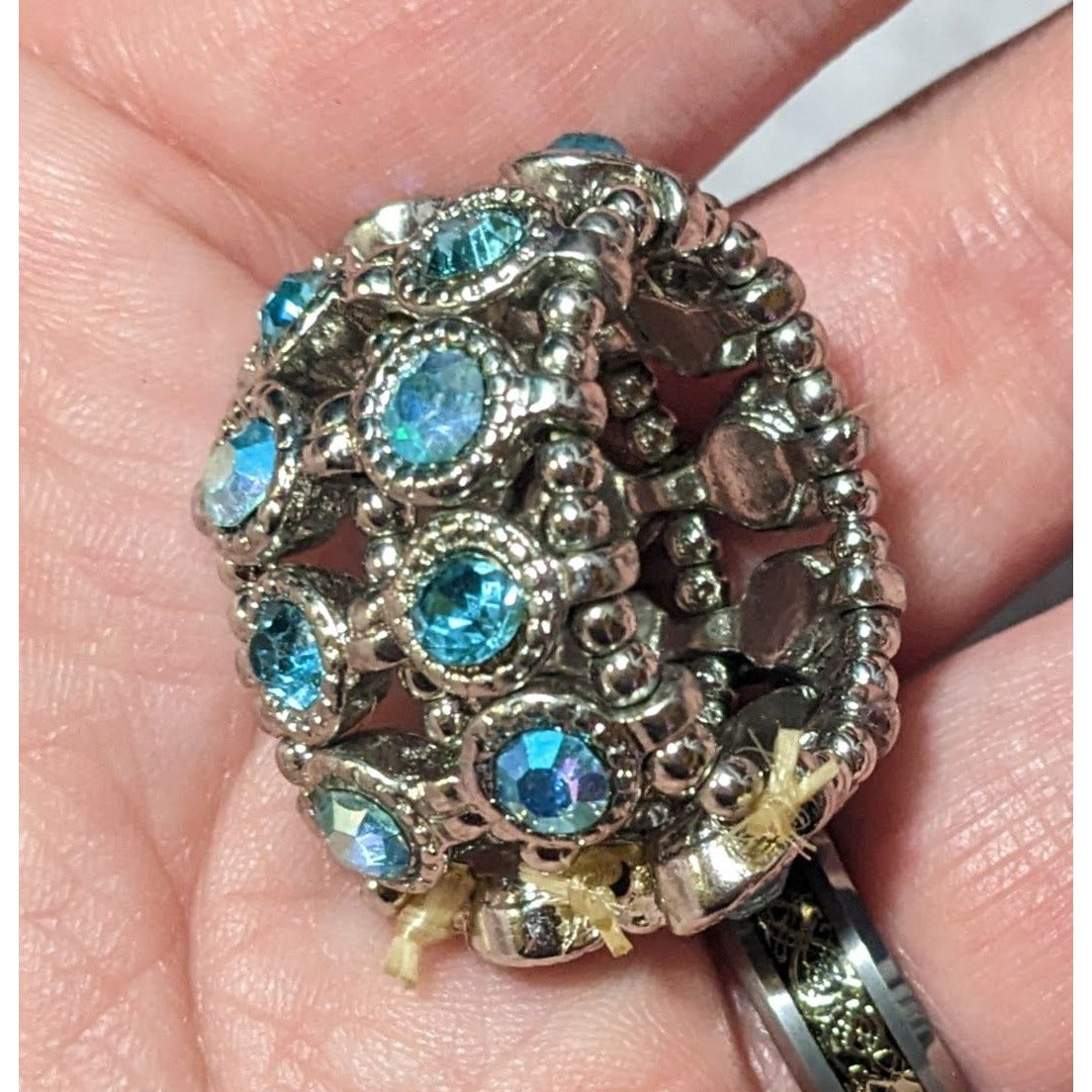 Chunky Glam Blue Rhinestone Silver Tone Stretch Ring Size 7