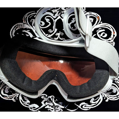 White/Grey Ski Goggles