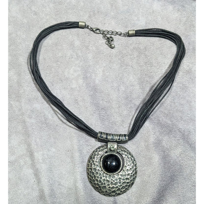 Brutalist Hammered Articulated Pendant Necklace With Rhinestone Accent