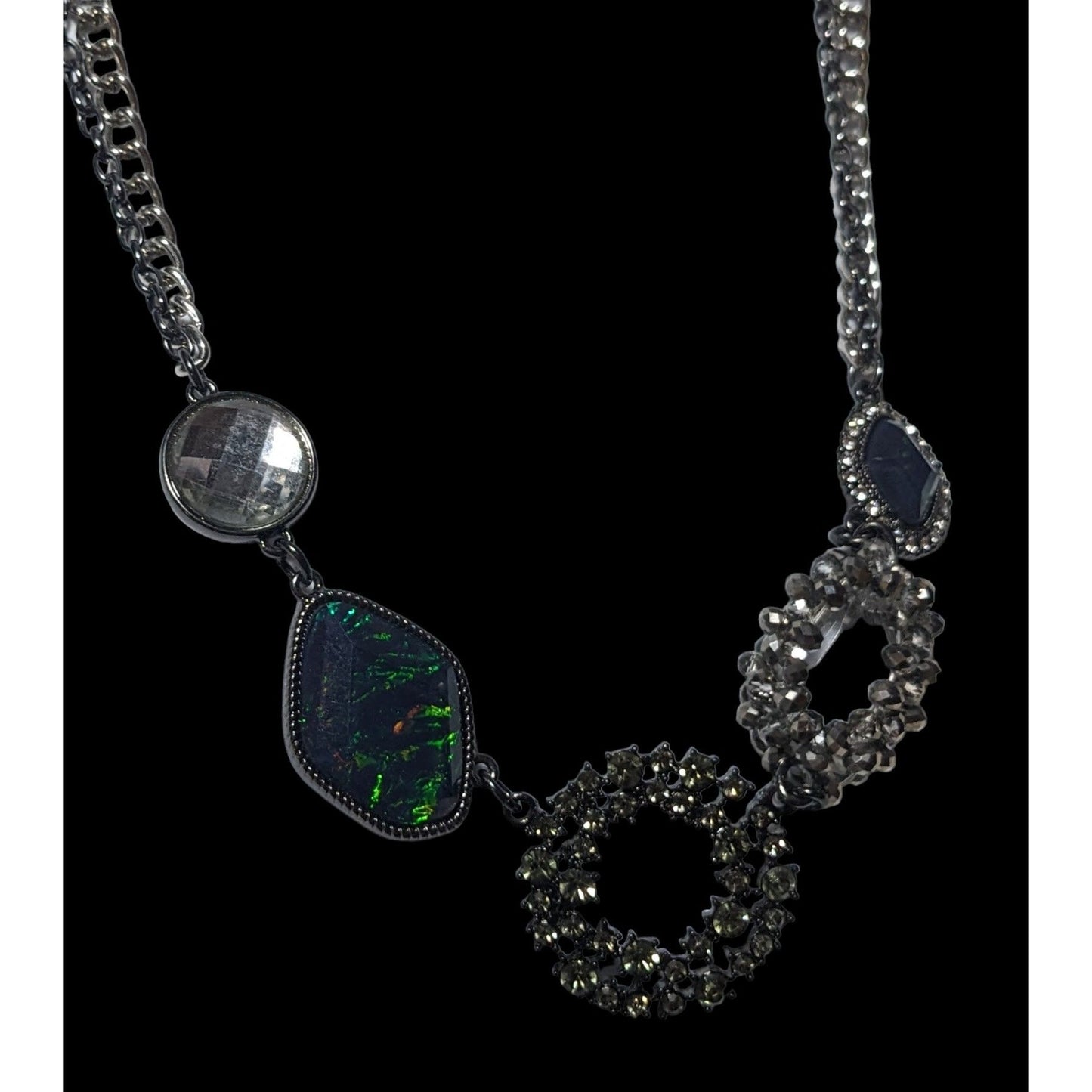 Simply Vera Green And Silver Abstract Necklace