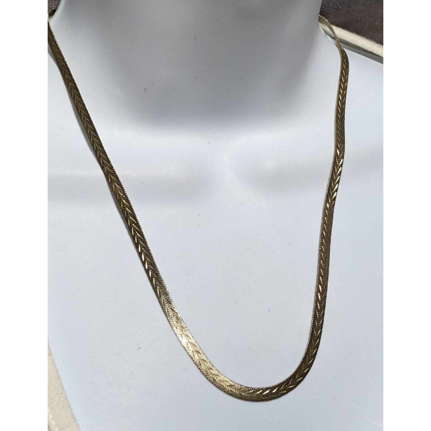 Vintage Worthington Etched Gold Herringbone Chain