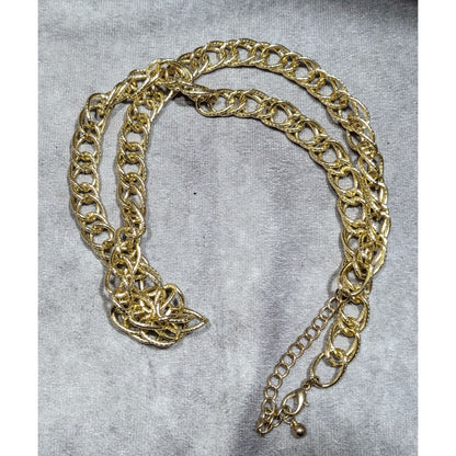 Lightweight Textured Gold Tone Chain Necklace