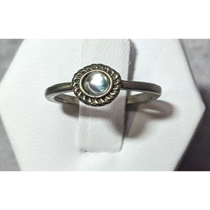 Minimalist Silver Tone Ring With Clear Cabochon Size 7