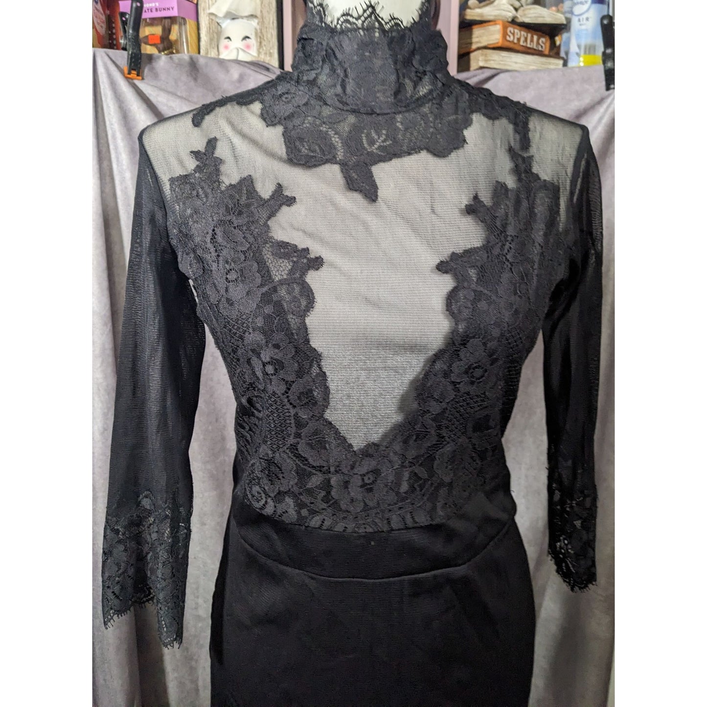 HAH Gothic Floral Lace Open Back Dress With Bow Accent Size Medium