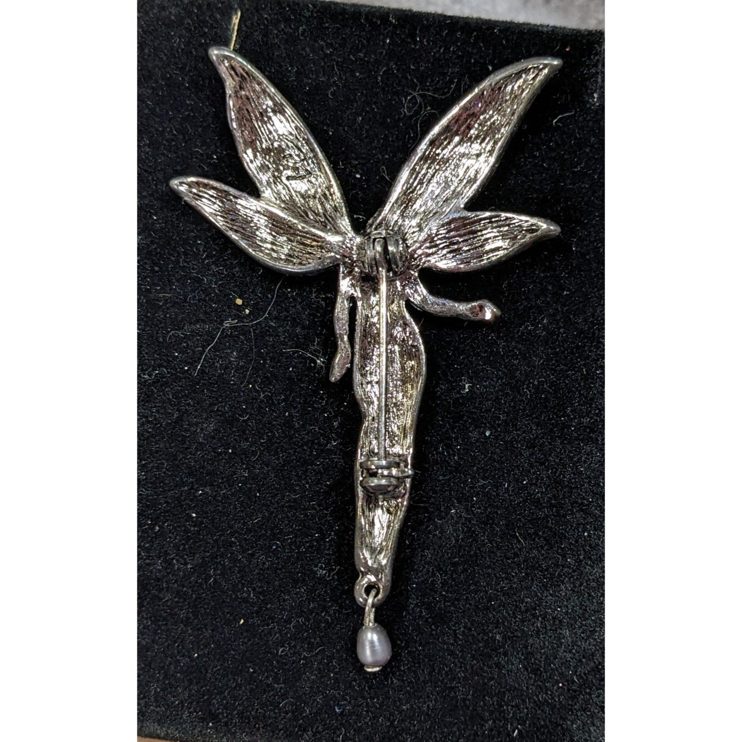 Liz Claiborne Fairycore Silver Tone With Green And Yellow Wing Brooch