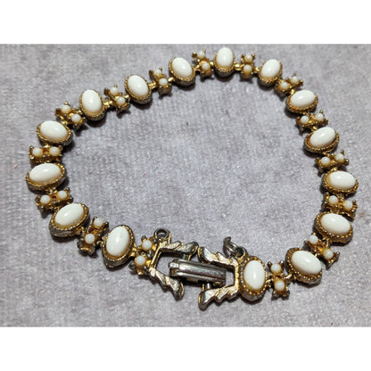 Vintage White Cabochon Bracelet