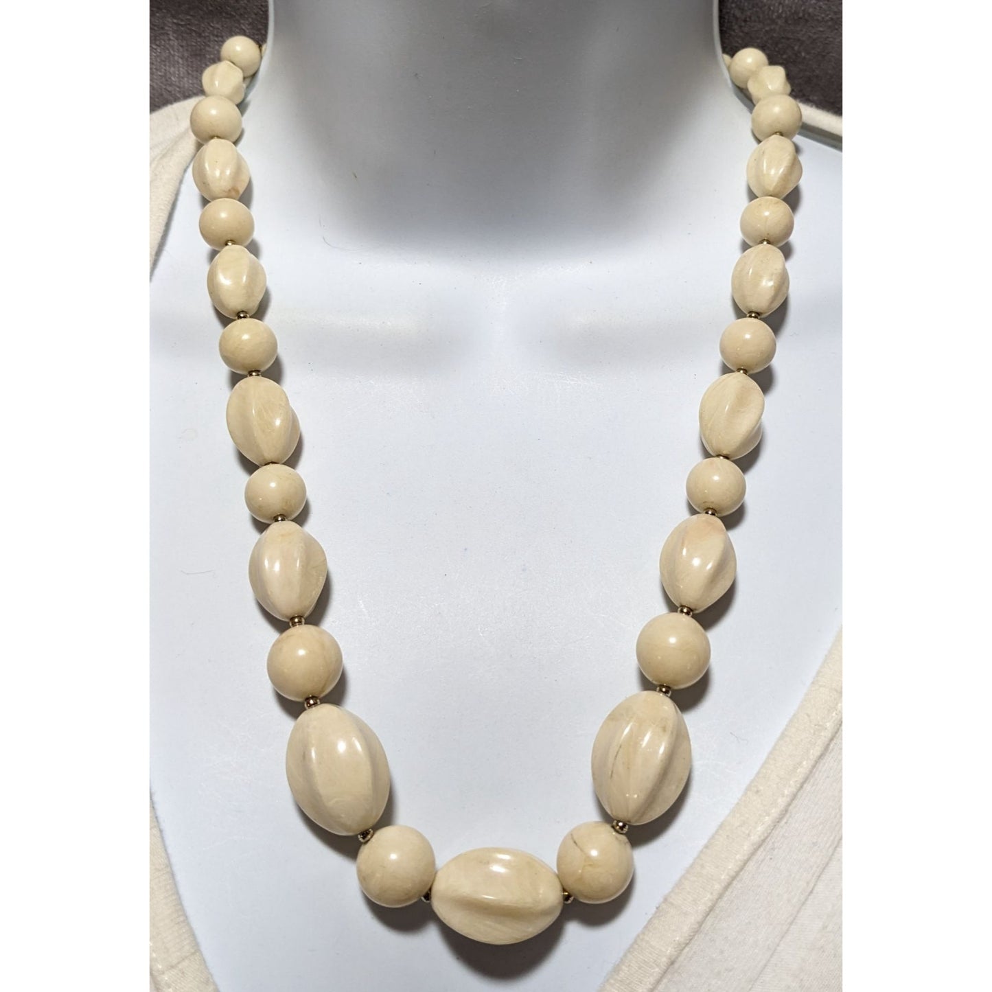 Vintage Cream Beaded Necklace