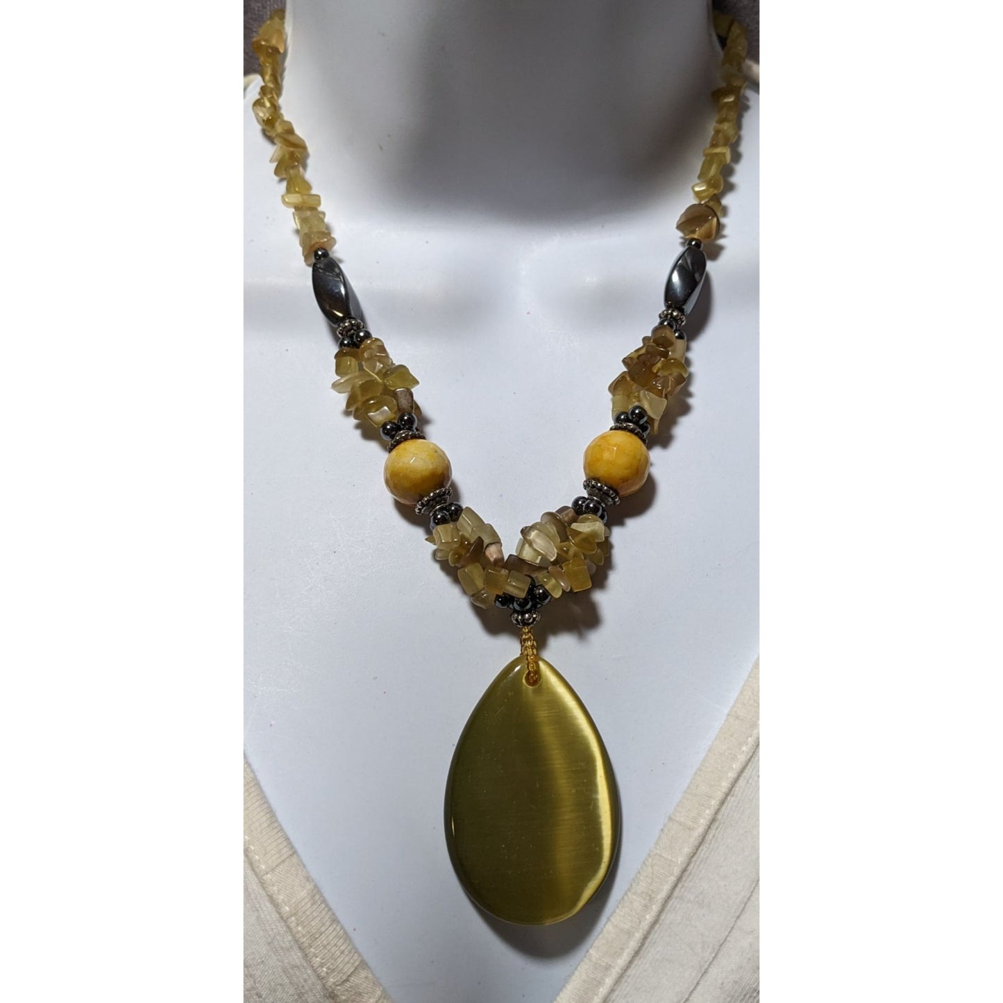 Yellow Gemstone Cateye Necklace