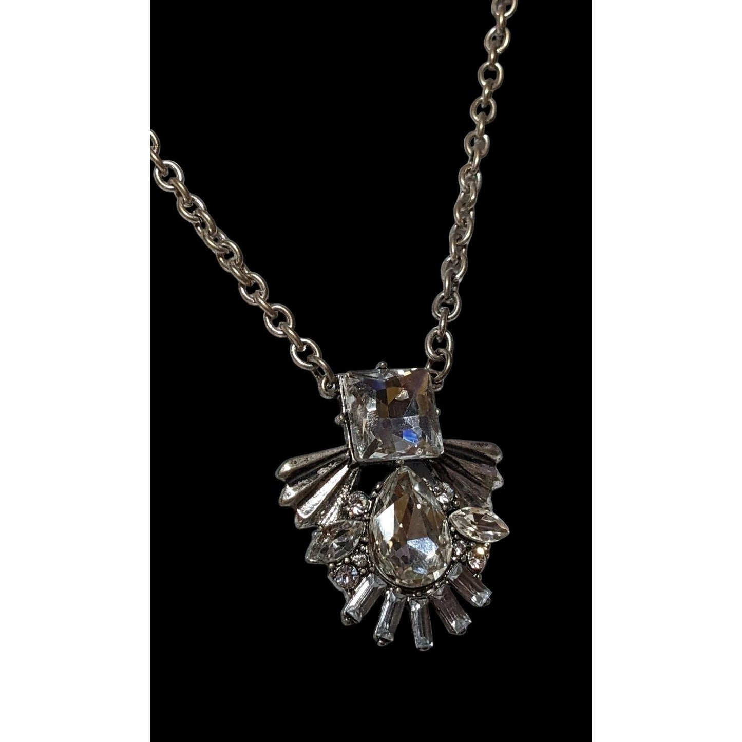 Art Deco Silver Glass Gemmed Pendant Necklace