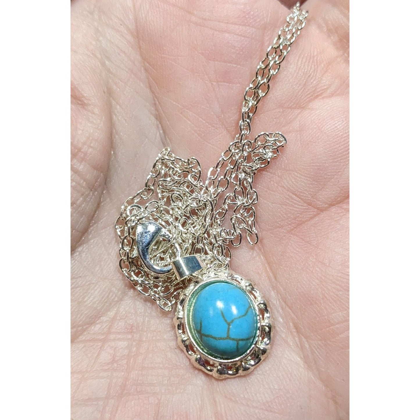 Southwestern Faux Turquoise Oval Pendant Silver Tone Filigree Necklace