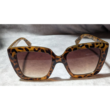 Lauren Conrad Retro Chunky Leopard Sunglasses