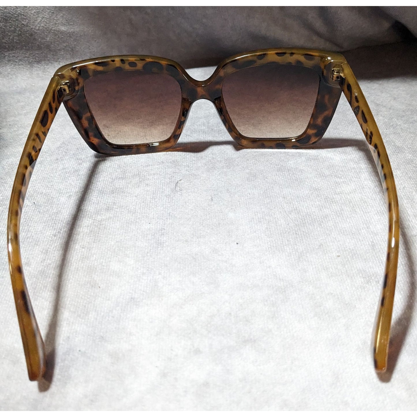 Lauren Conrad Retro Chunky Leopard Sunglasses