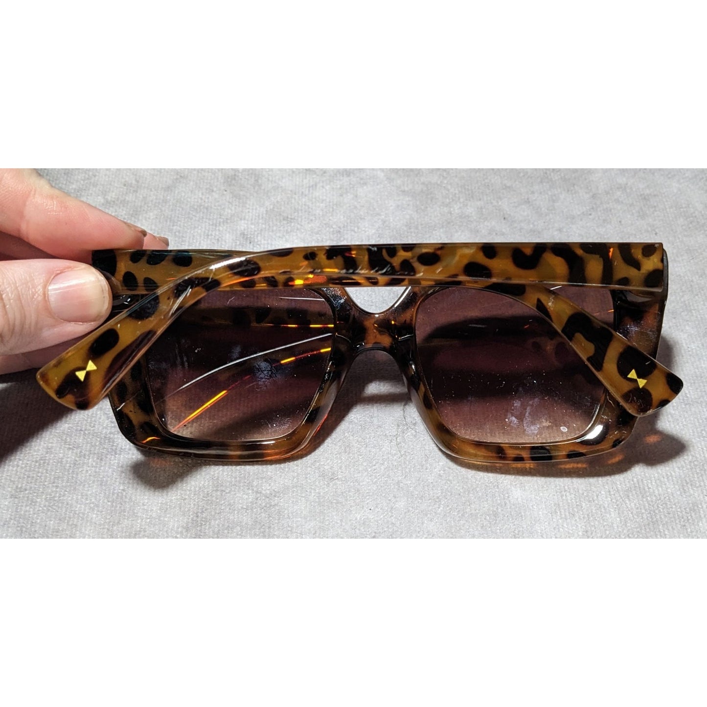 Lauren Conrad Retro Chunky Leopard Sunglasses