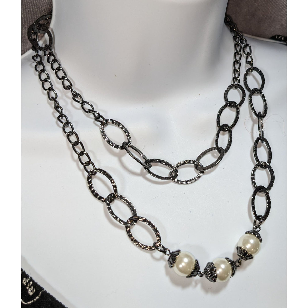 Glam Goth Chunky Gunmetal Cream Faux Pearl Double Strand Necklace 15 Inch