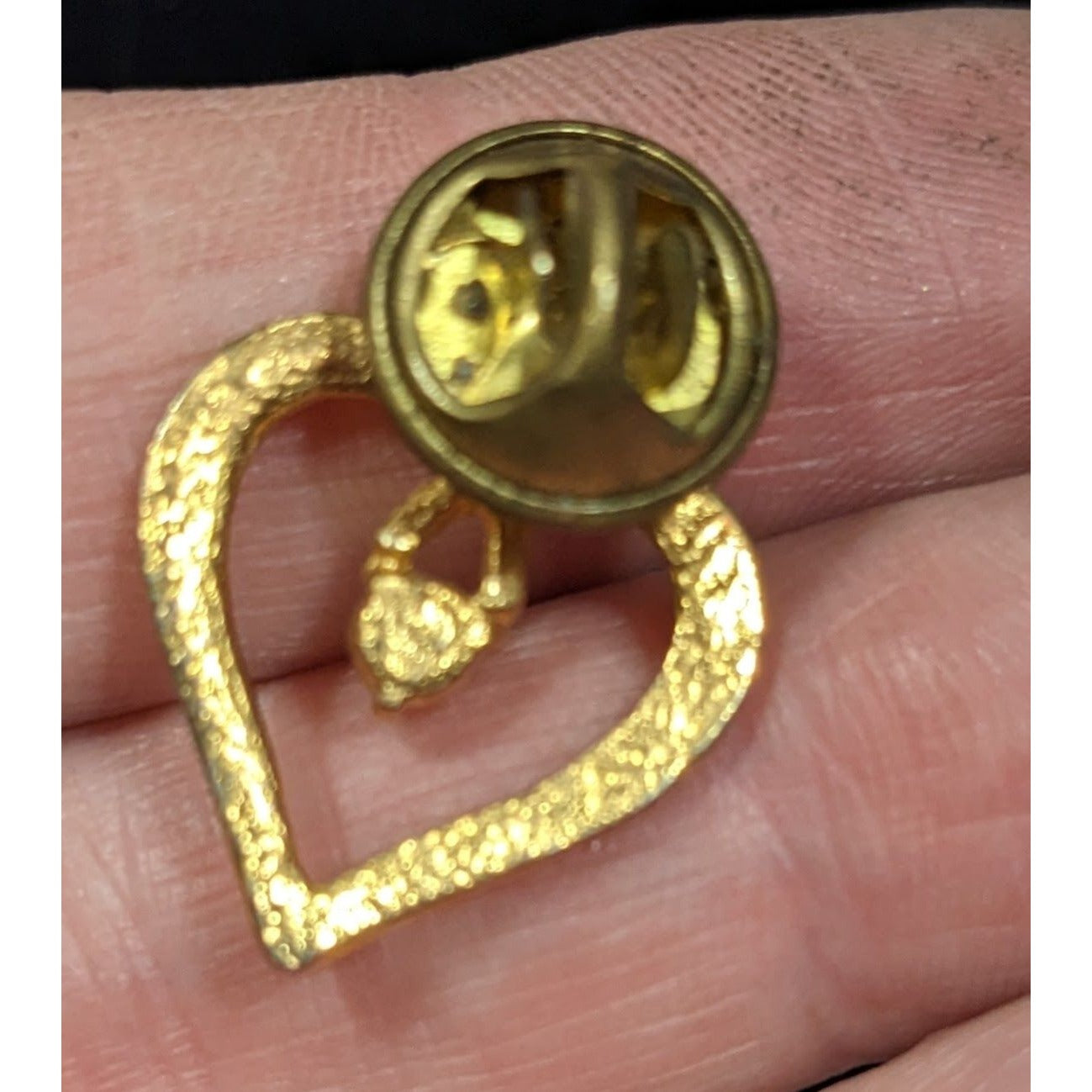 Vintage Coquette Open Heart Gold Tone Lapel Pin With Red Gem