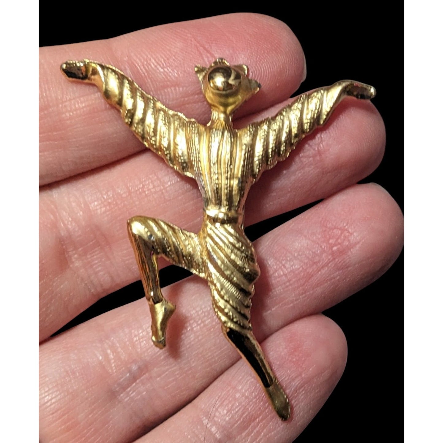 Vintage Gold Tone Textured Dancing Person Brooch