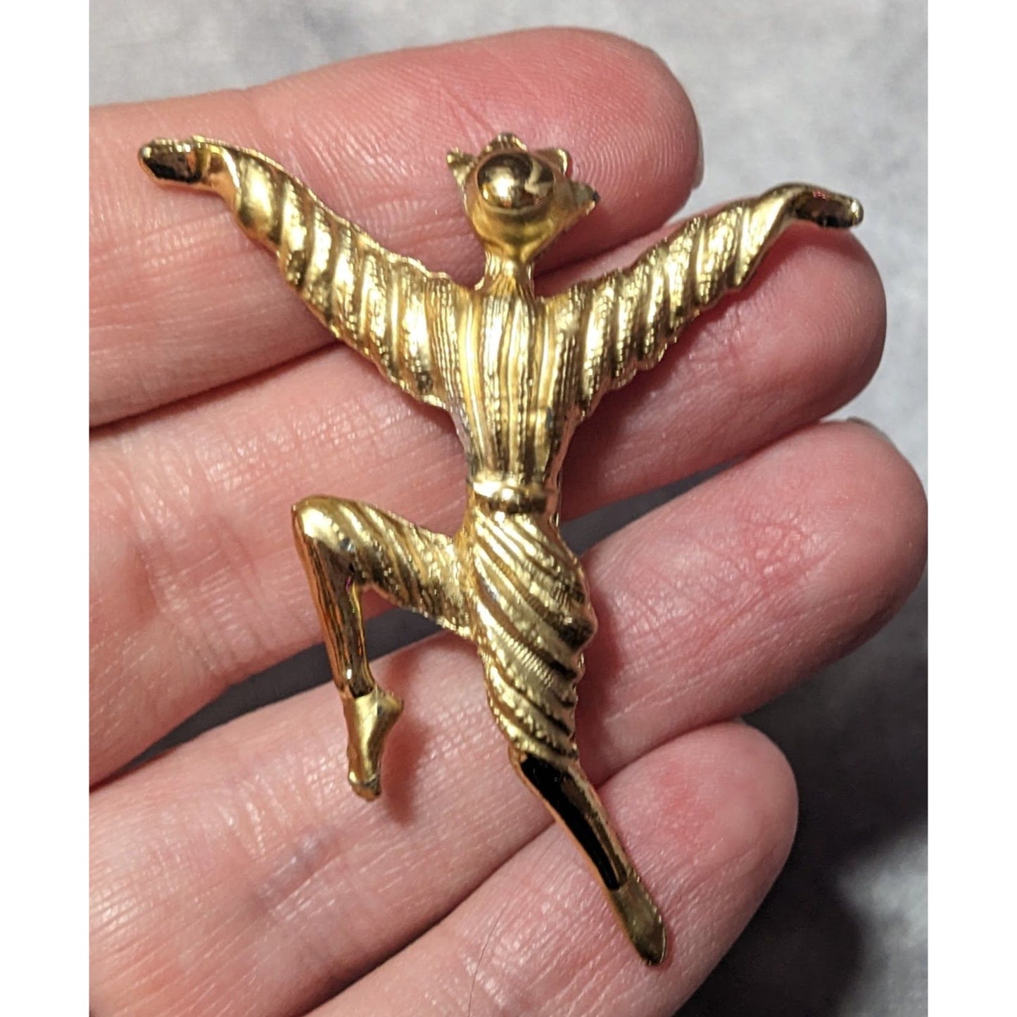 Vintage Gold Tone Textured Dancing Person Brooch