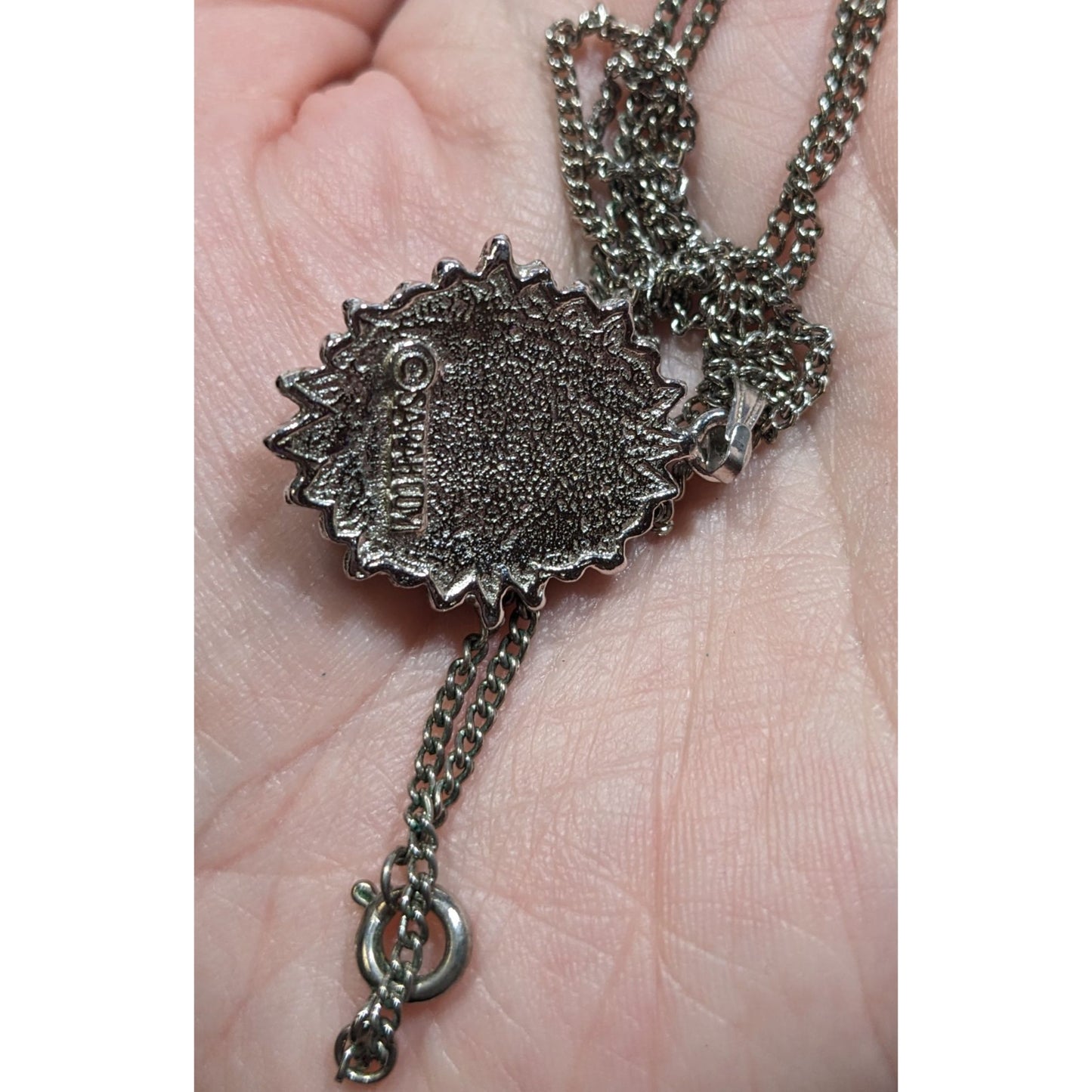 Vintage Sarah Coventry Catherine Gothic Purple Cabochon Pendant Necklace