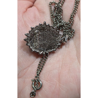 Vintage Sarah Coventry Catherine Gothic Purple Cabochon Pendant Necklace