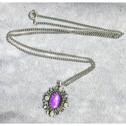 Vintage Sarah Coventry Catherine Gothic Purple Cabochon Pendant Necklace