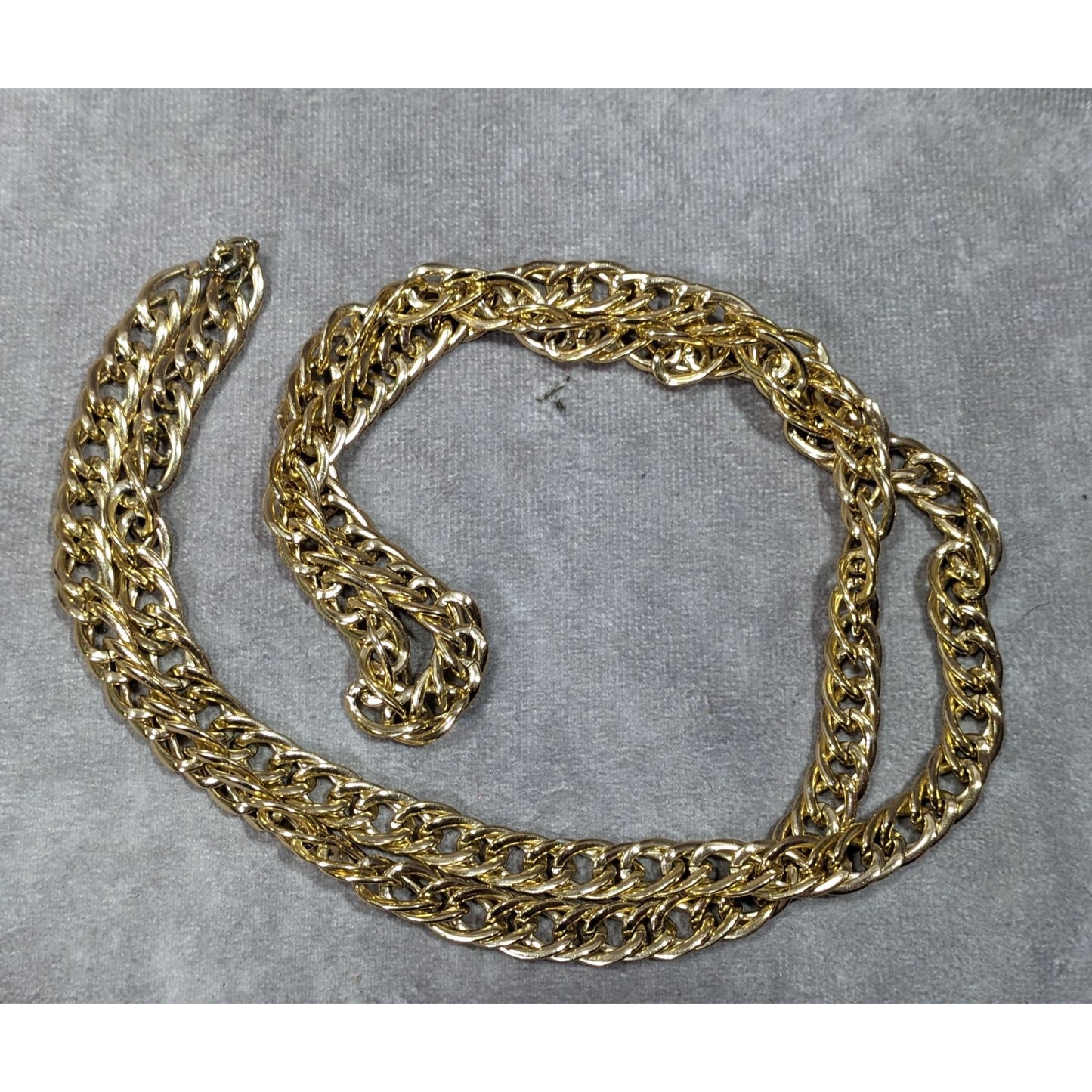 Classic Lightweight Bright Gold Tone Chain Necklace